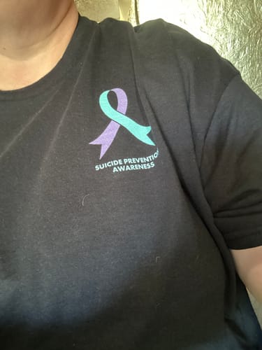 Customer photo review of Round 109 (Unisex Classic Tee | Gildan)