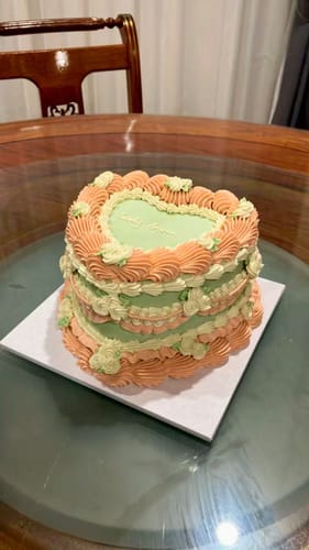 Customer photo review of mia