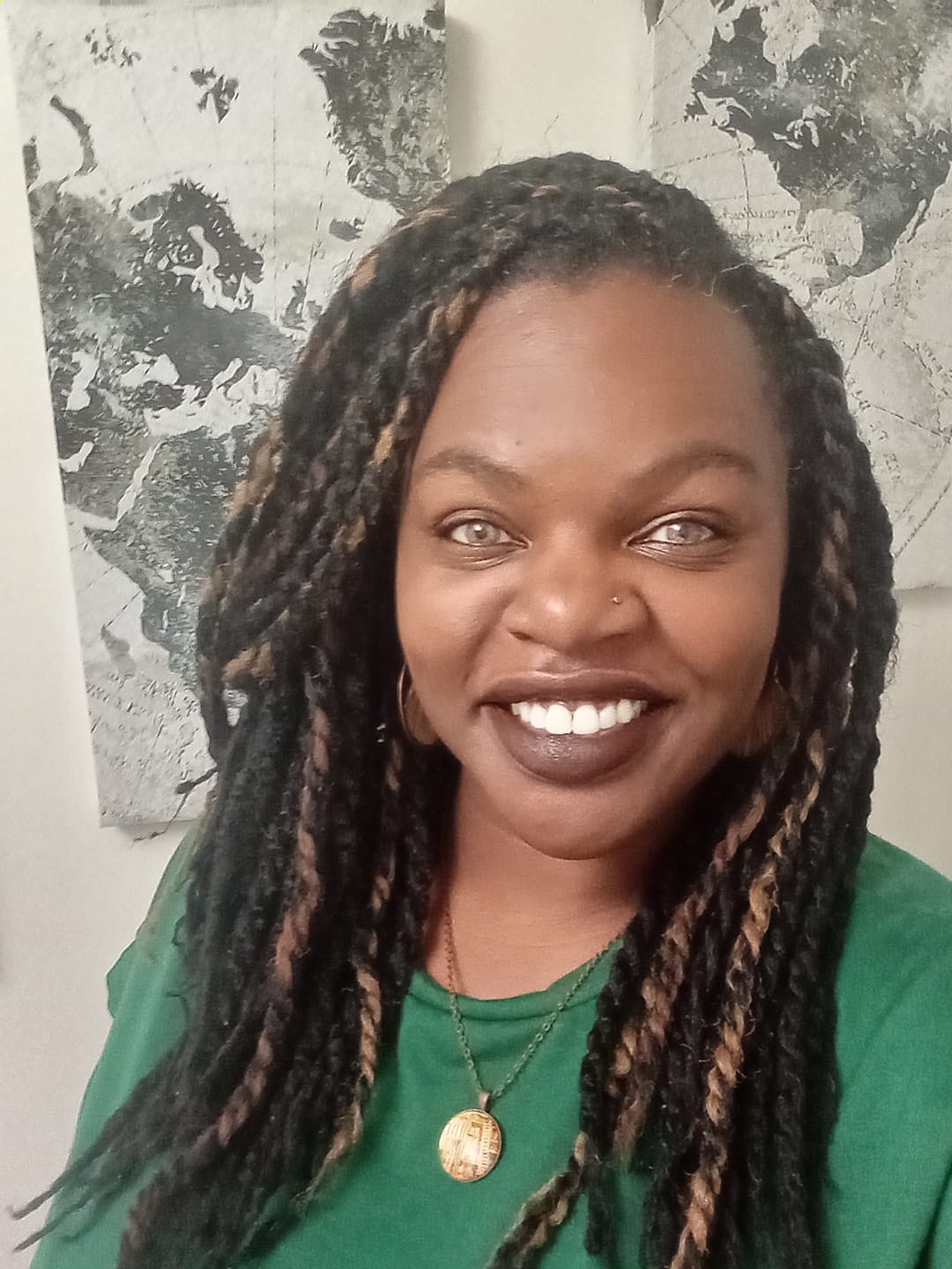 Customer photo review of Ruri Brown Prescription Colored Contact Lenses