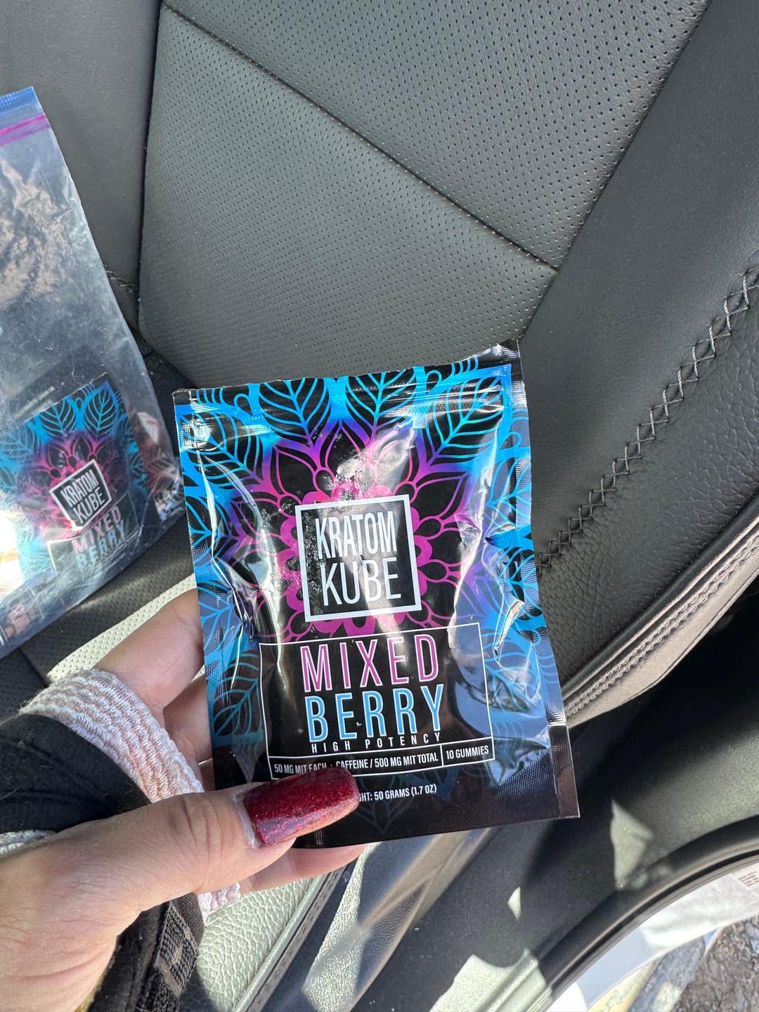 Customer photo review of Mixed Berry Kratom Kube - 50 MIT + 50mg Caffeine
