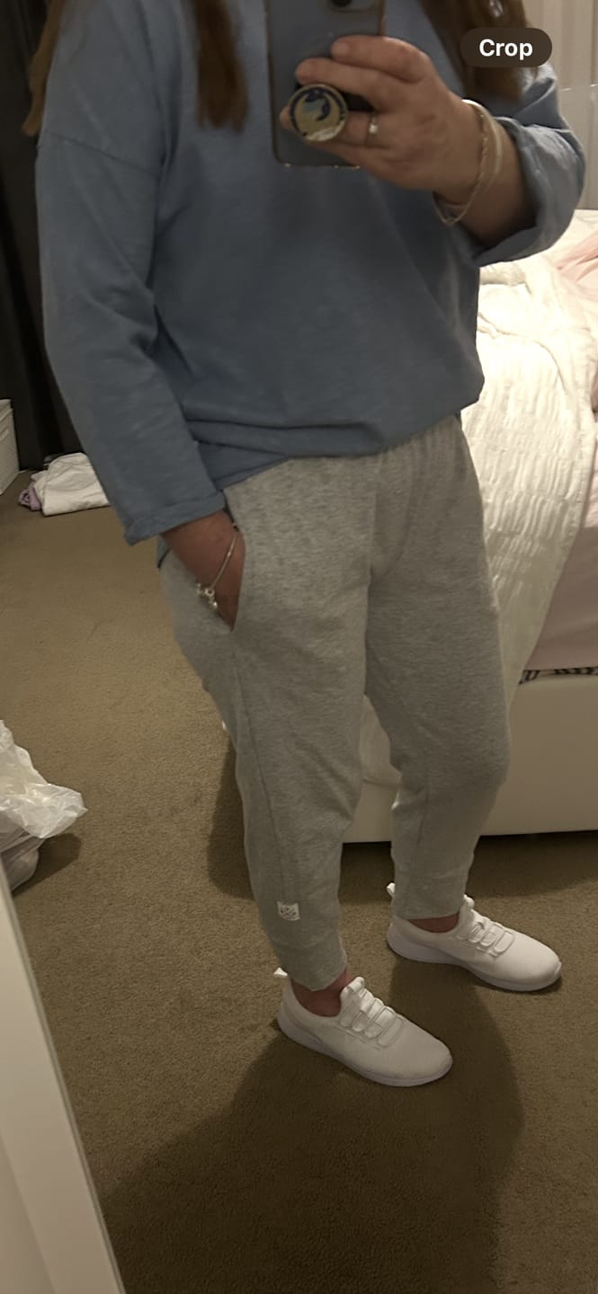 Customer photo review of 3/4 Brunch Pants - Grey Marle