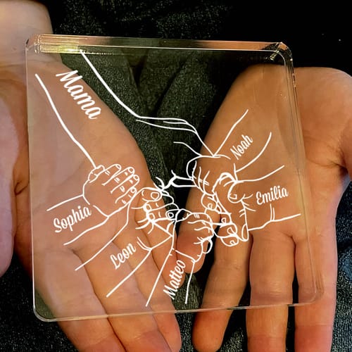 Customer photo review of Familienhände – Plexiglas-Plakette