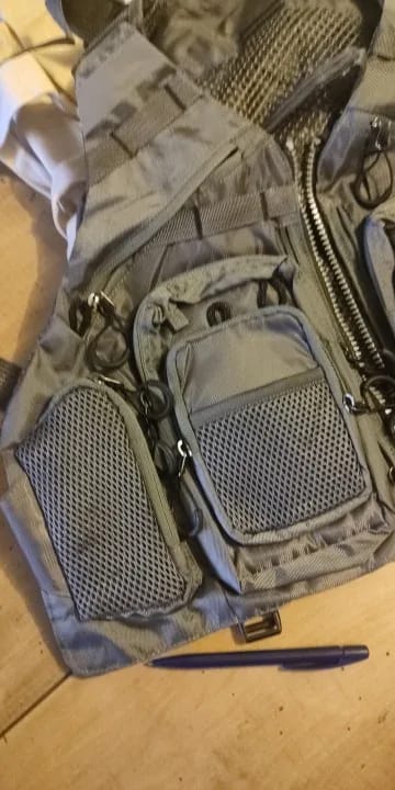 Customer photo review of Atmungsaktive Angelweste