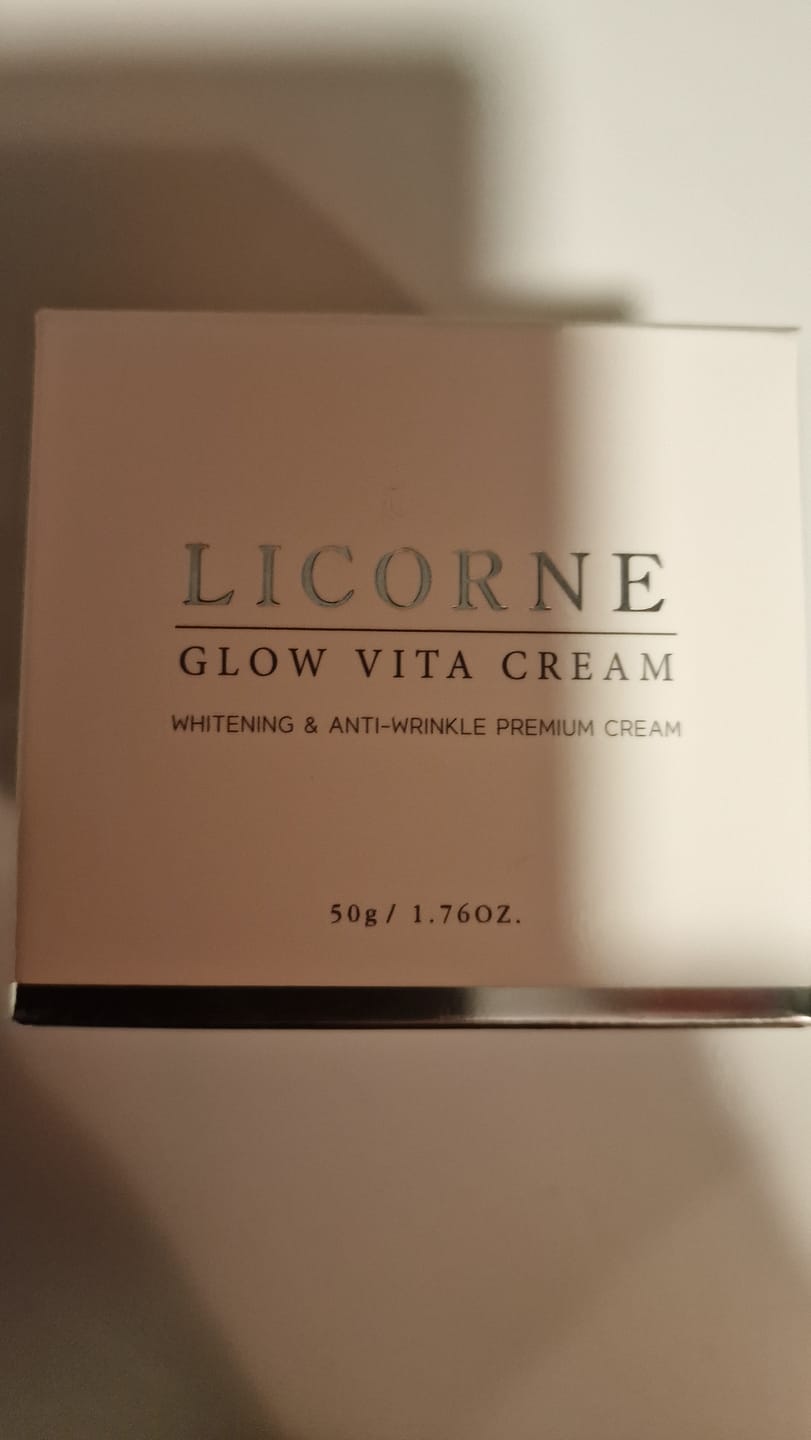 Customer photo review of Licorne Premium Glow Vita Fuktighetskrem (50ml)