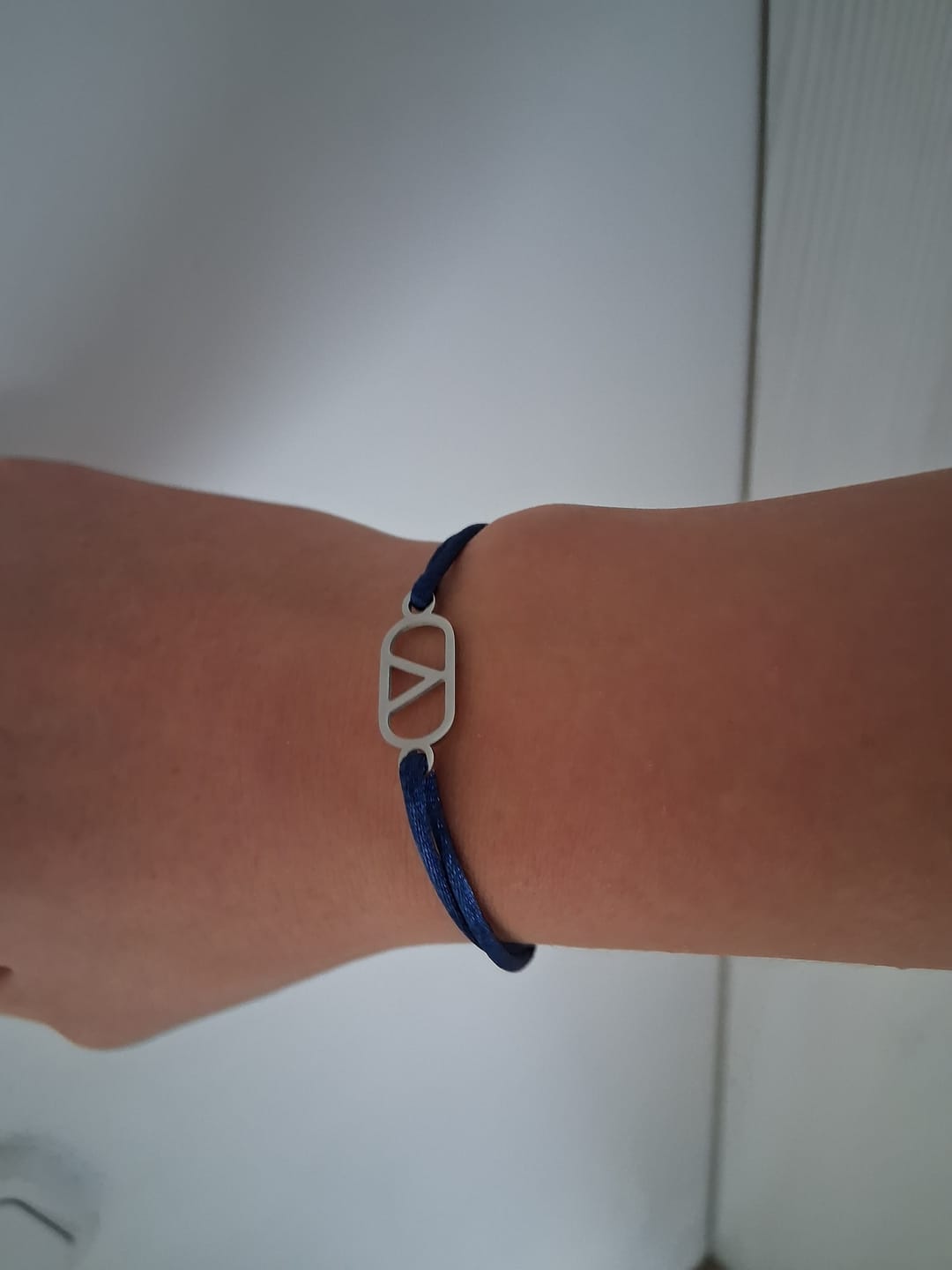 Customer photo review of Mys V Bracelet - Silver