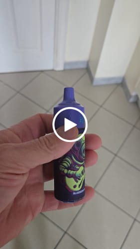 Customer video review of iMoment - 9000 Puffs - 2% de nicotine - Puff Jetable / Vape Disposable