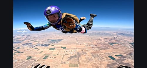 Customer photo review of Wraith | Gravity Gloves
