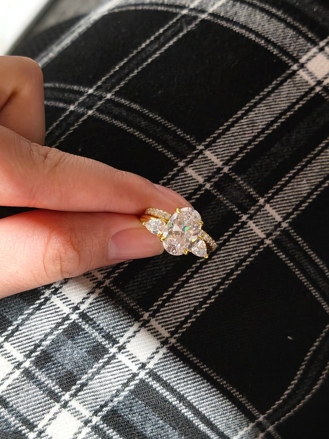 Customer photo review of S925 Unique 4.0Ct Oval Cut Insert Wedding Ring Set For Women In Sterling Silver