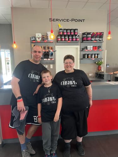 Customer photo review of Sibir Herren T-Shirt schwarz by SAEBIS®