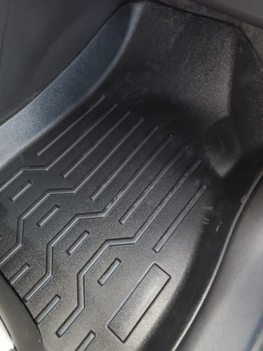 Customer photo review of Pisos Calce Perfecto Chevrolet Tracker años 2013 al 2020