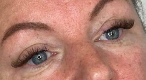 Customer photo review of *NEW* DARK BROWN PRO MADE RUSSIAN FANS (LOOSE BOX OF 500)