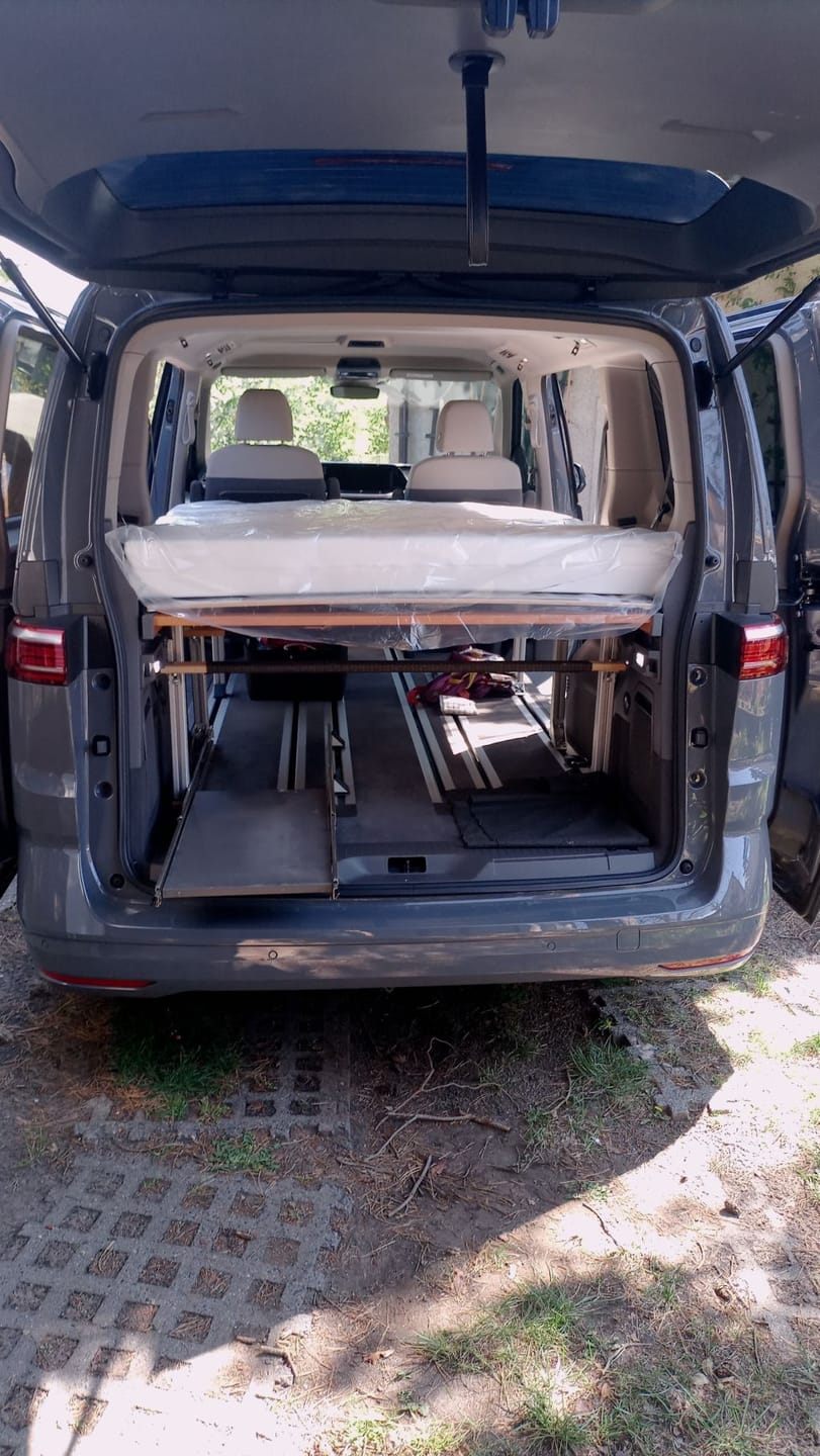 Customer photo review of VW T7 Multivan + California Nutenstein Fitting M8 Befestigung Schienensystem