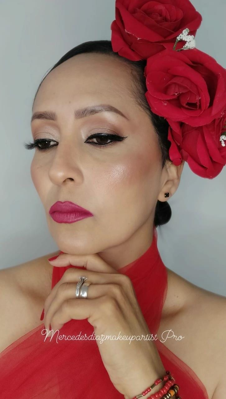 Customer photo review of PALETA DE SOMBRAS CLASSIC 35 TONOS