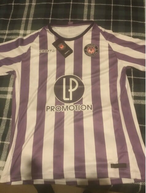 Customer photo review of Men’s Mystery Football Shirt Box