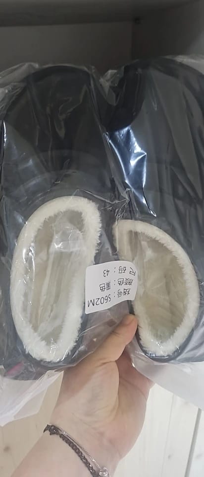 Customer photo review of The Snuggi Work Clogs