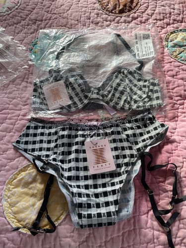 Customer photo review of Savage X Fenty NWT Assorted Lingerie Mini Pack