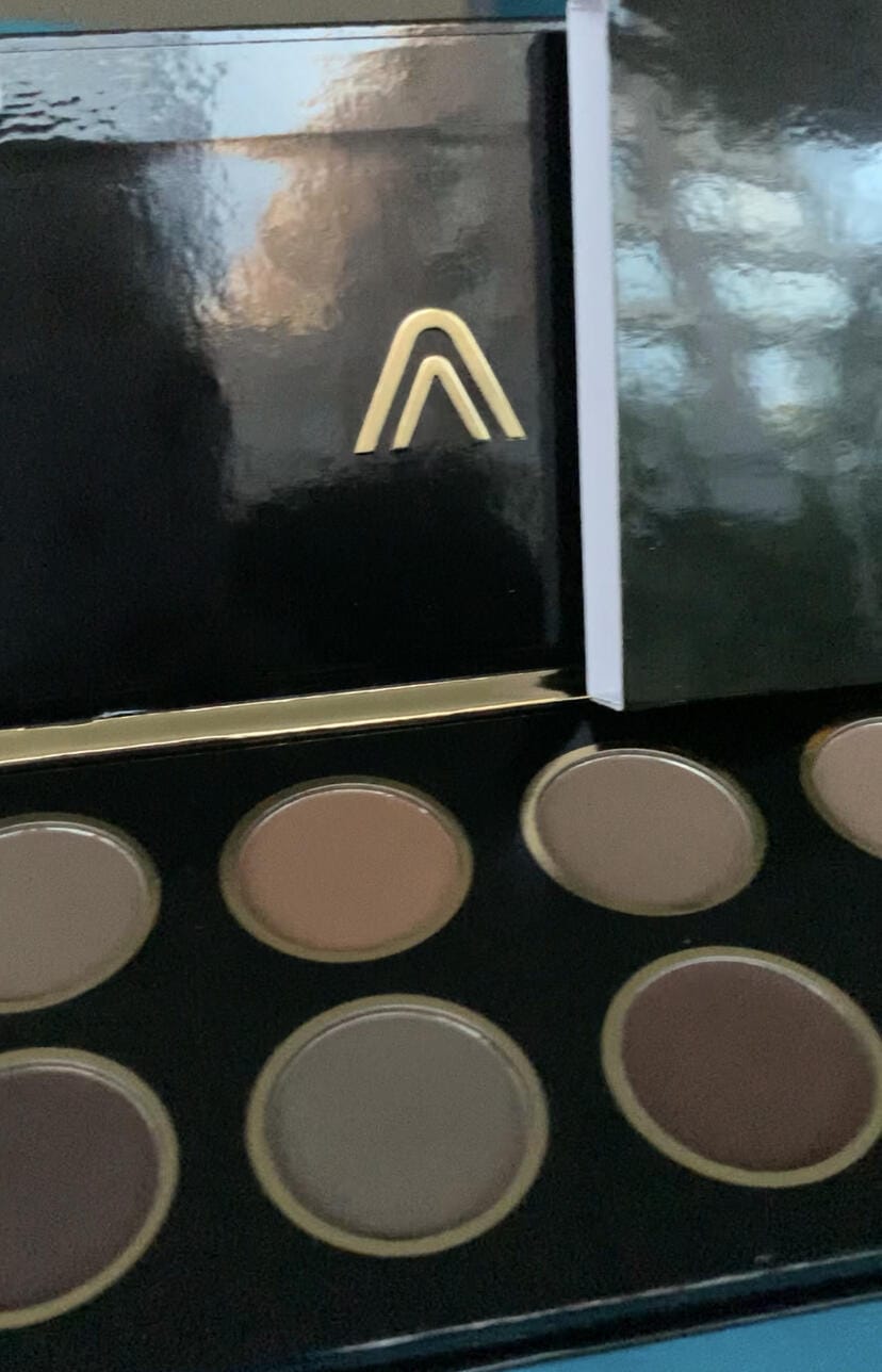 Customer photo review of PALETA DE CEJAS NATIVE | MAKEUP EXPERT