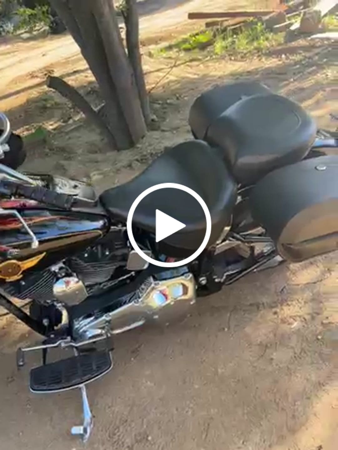 Customer video review of 28L - Pantheon Medium Quick Mount Motorcycle Saddlebags for Harley Softail Fat Boy FLSTF/I