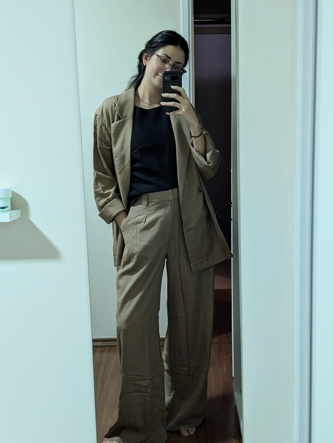 Customer photo review of Blazer Sândalo Marrom Claro