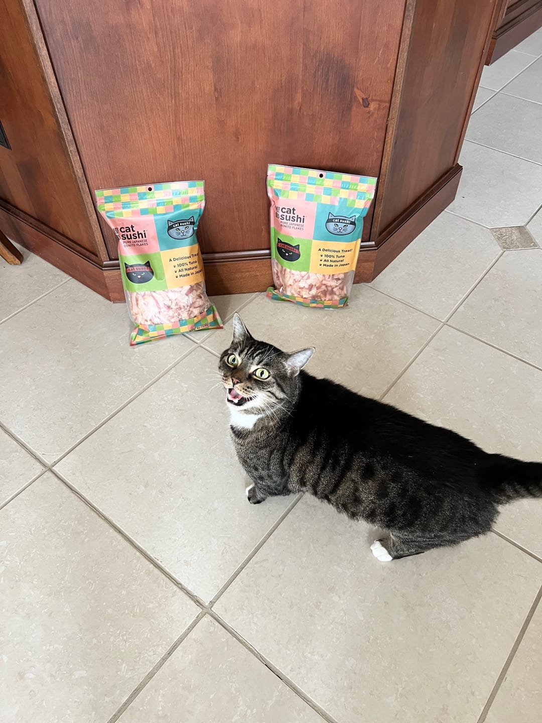 Customer photo review of Cat Sushi Bonito Flakes