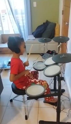 Customer photo review of Donner DED-70 4ドラム 3シンバル 電子ドラムセ