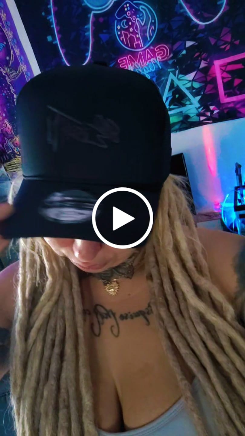Customer video review of 80Eighty® Triple Black Hat