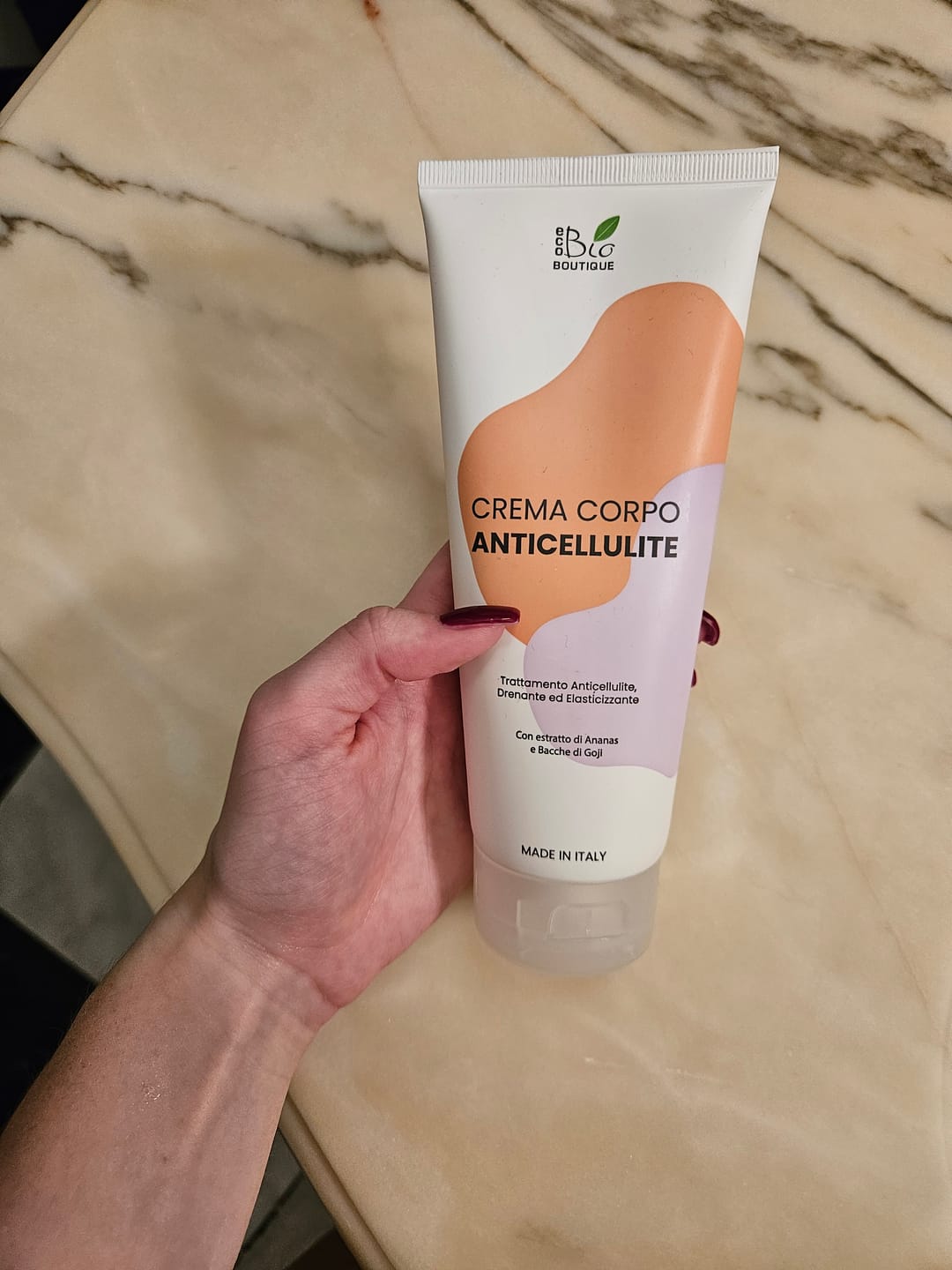 Customer photo review of Crema Corpo Anticellulite