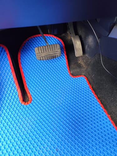 Customer photo review of Dywaniki samochodowe na zamówienie - Przód i tył