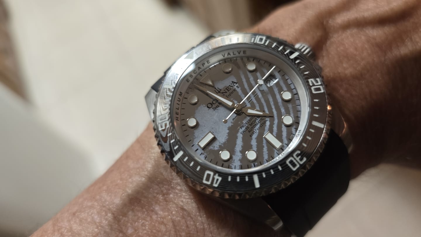 Customer photo review of Oceaneva Mens Deep Marine Explorer II Silver Damascus Steel Dial Watch Rubber Strap