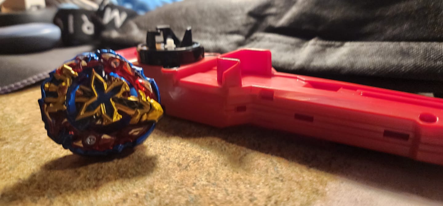 Customer photo review of [Pre-order] Takara Tomy Beyblade X BXG-13 Xeno Xcalibur Starter (Official Name -TBA)