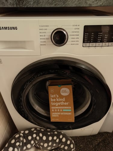 Customer photo review of Laundry Detergent Sheets