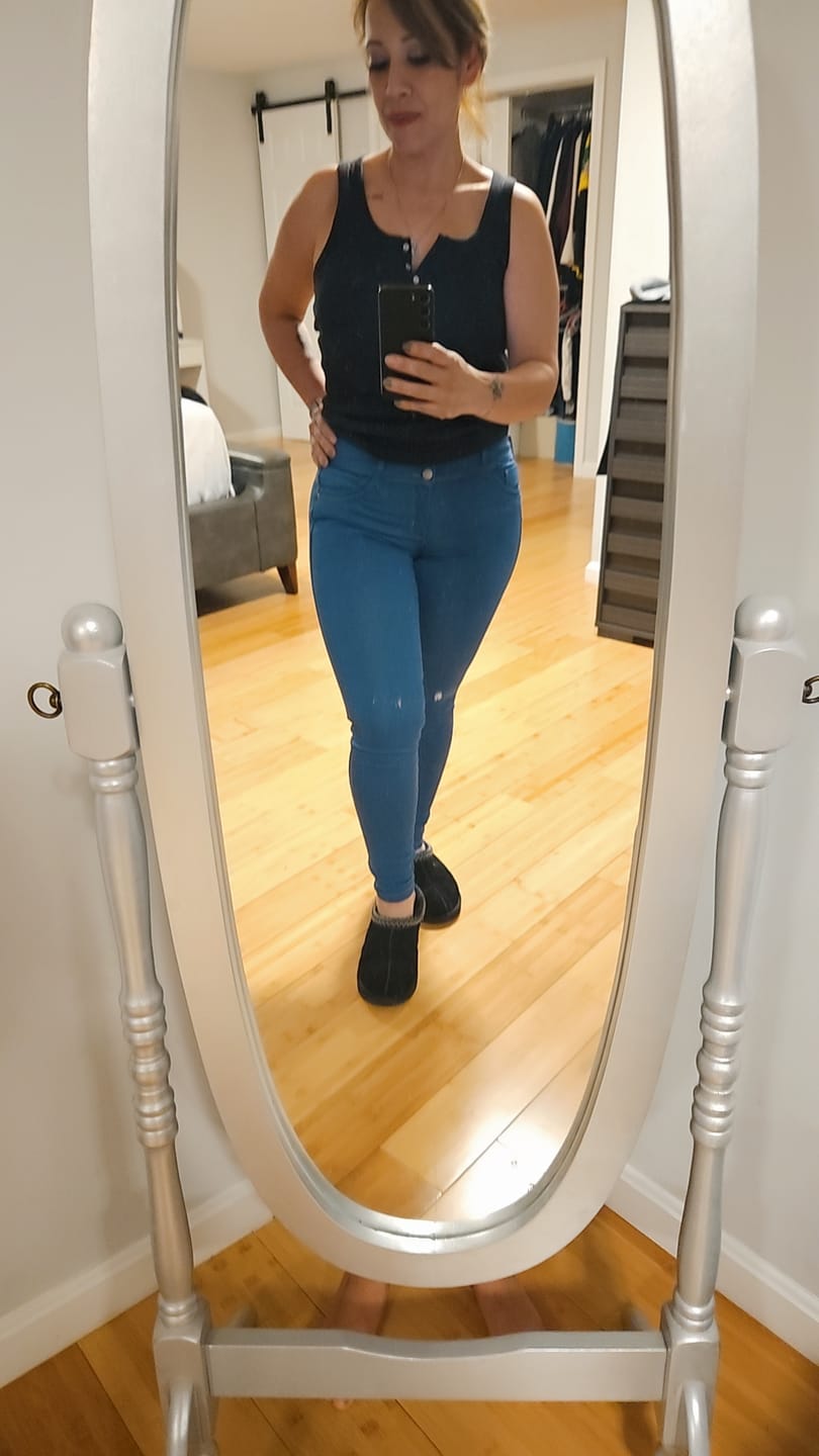 Customer photo review of Belinda Butt Lift Jeans CB4008
