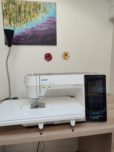 Petitpas C. review of Machine à coudre Juki UX8 en occasion image 1 out of 1