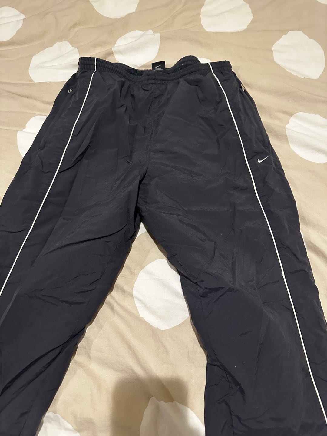 Customer photo review of Nike Vintage Track Pants RARE 2000s (M)