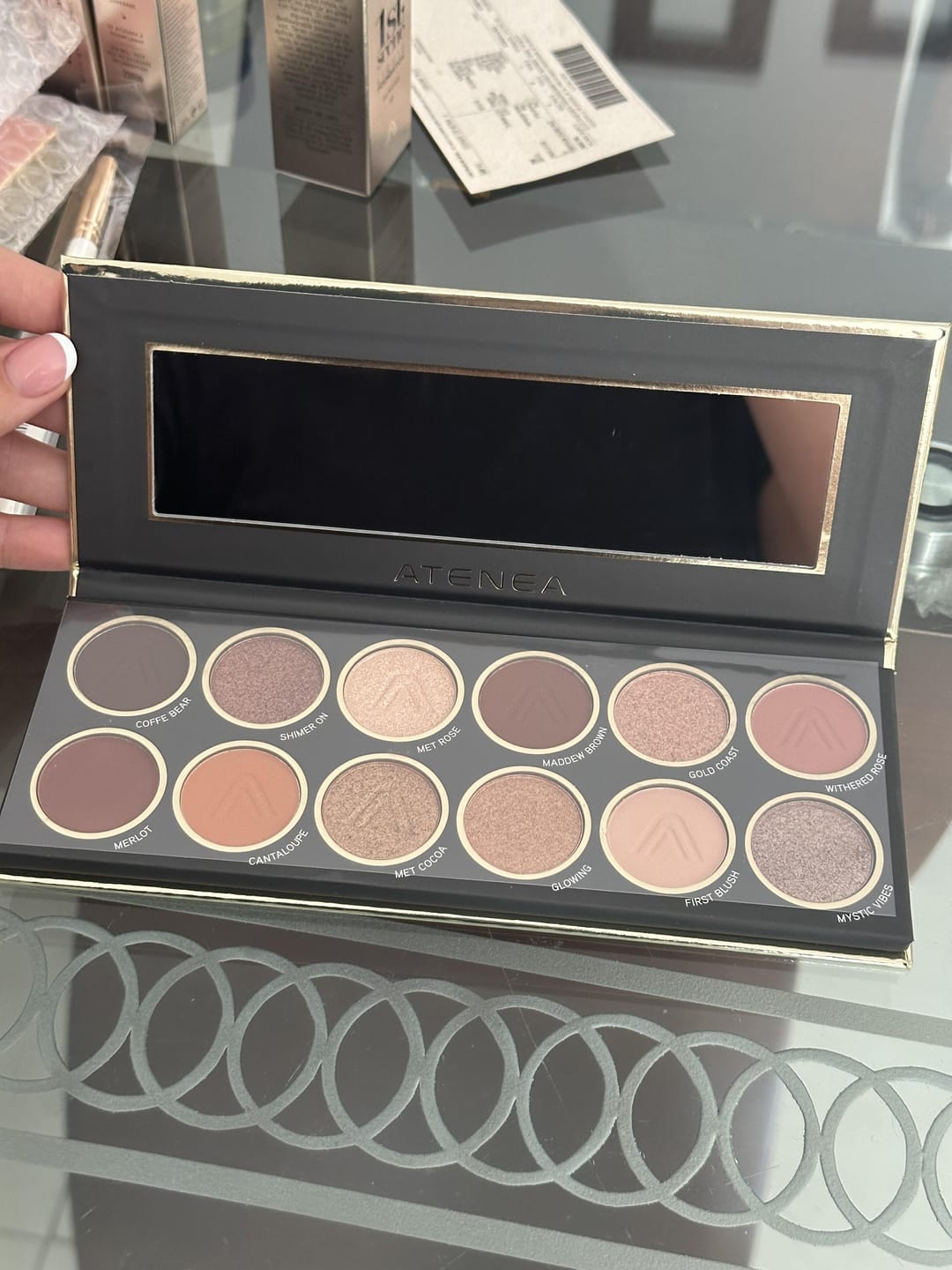 Customer photo review of PALETA DE SOMBRAS 1ST SCENE