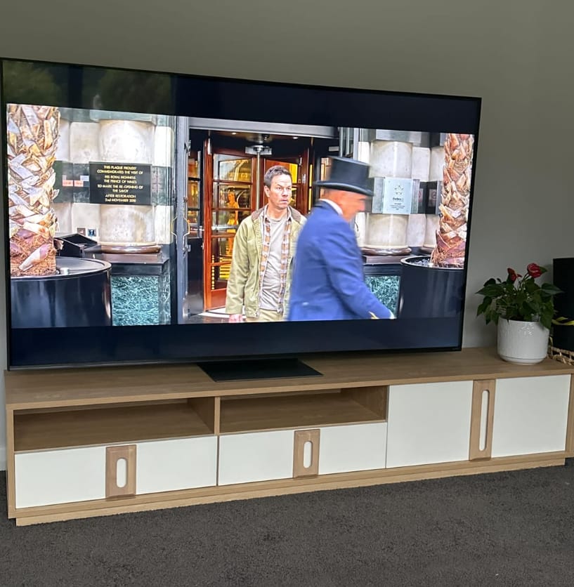 Customer photo review of Savona 1.78m TV Stand with 3 Drawers
