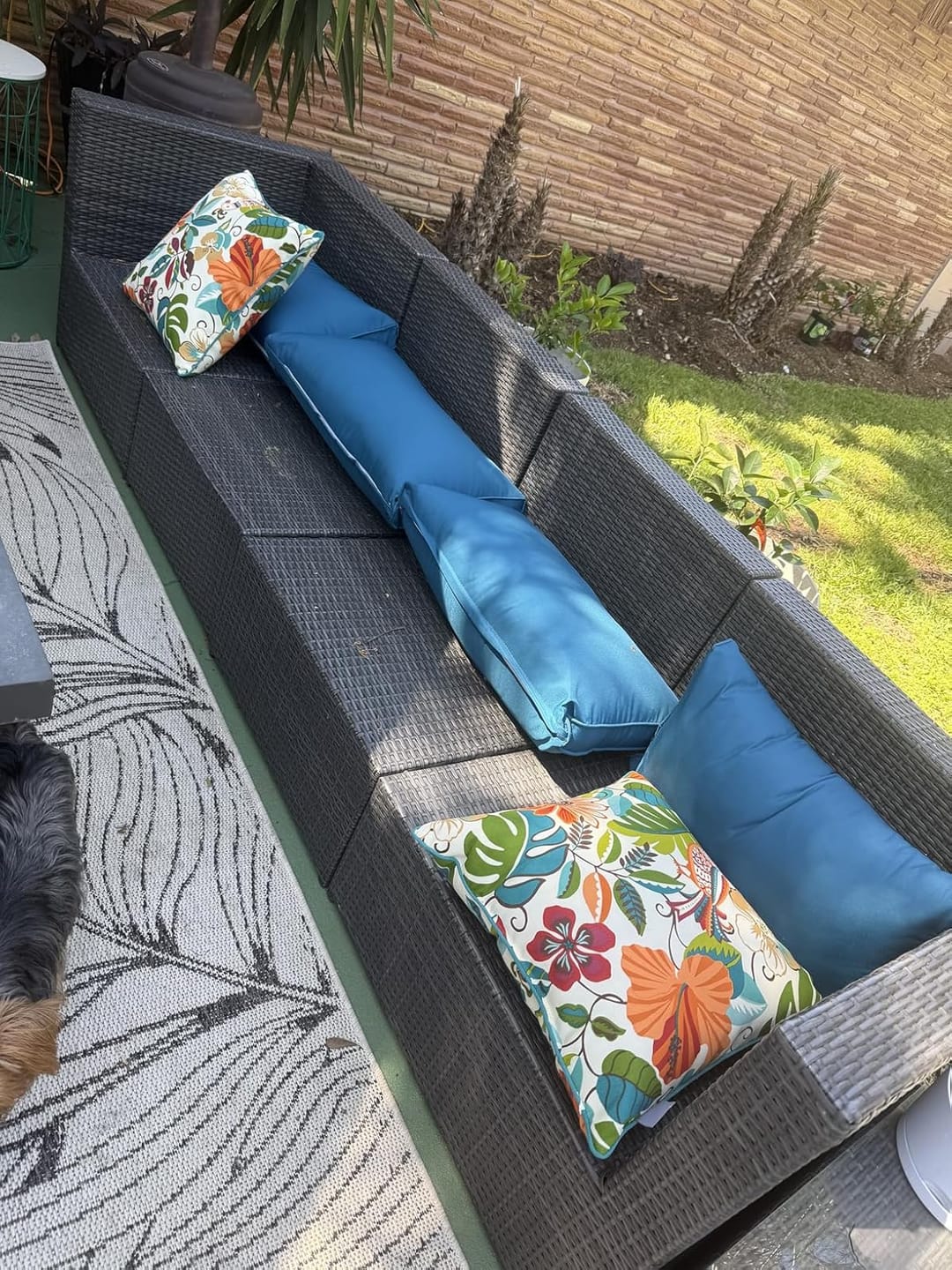 Customer photo review of Homrest Patio Replacement Cushions for  6-Seat Patio Conversation Sets, Blue