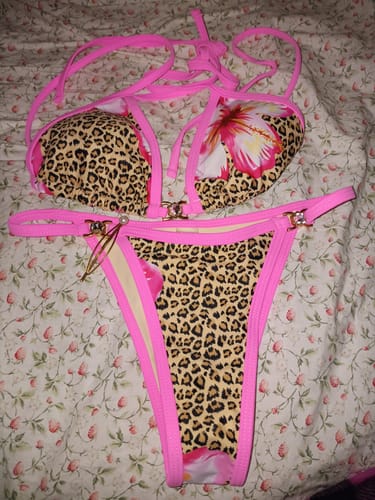 Customer photo review of Seamolly Contrast Binding Leopard Floral Print Rhinestone Decor Halter Triangle Tanga Bikini Set