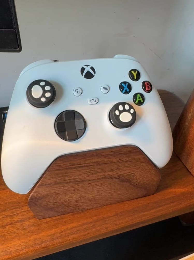 Customer photo review of PS5 Xbox Switch Pro Controller Stand