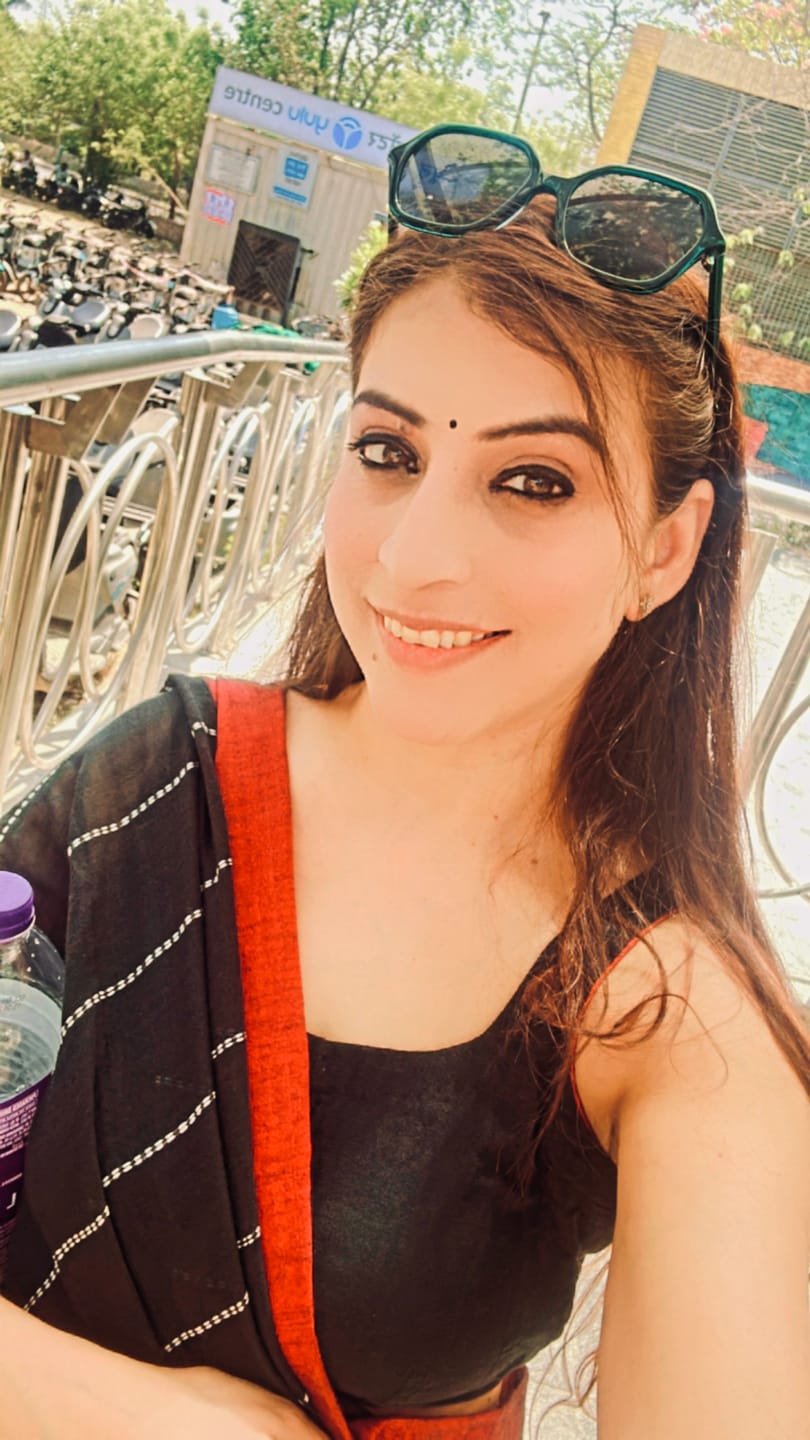 Customer photo review of Midnight Black Cotton Saree