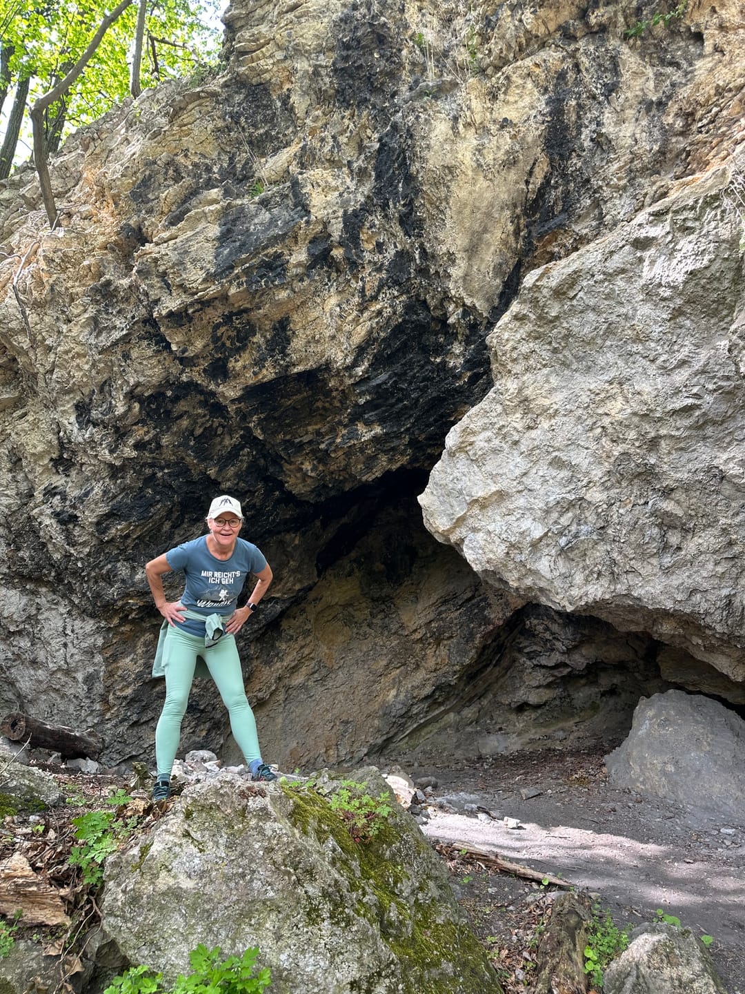 Customer photo review of Essential Hike Damen Leggings