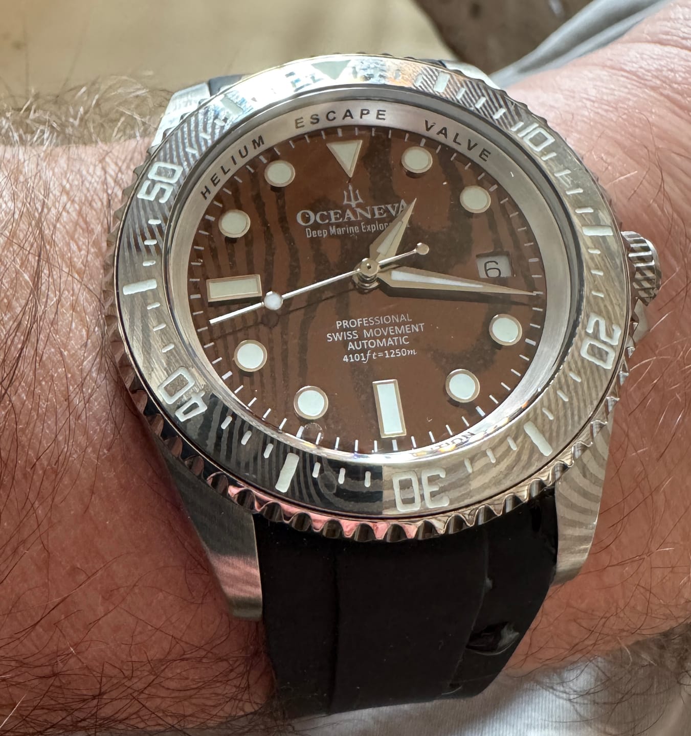 Customer photo review of Oceaneva Mens Deep Marine Explorer II Coffee Brown Damascus Steel Dial Watch Rubber