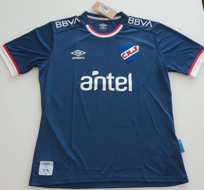 Customer photo review of Men’s Mystery Football Shirt Box