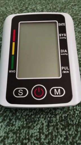 Customer photo review of Tensiómetro Digital Profesional Brazo Exacto +voz En Español