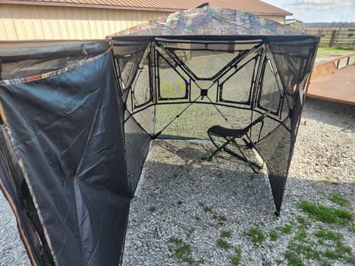 Customer photo review of Vis360 See Through Silent 4 Full Panels Deer Hunting Blind