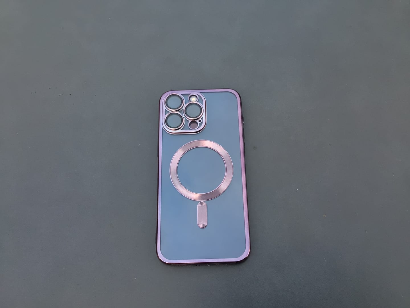 Customer photo review of MagCase Clear+
