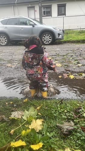 Customer photo review of Bota de agua ergonómica - Amarilla - Patawa Kids