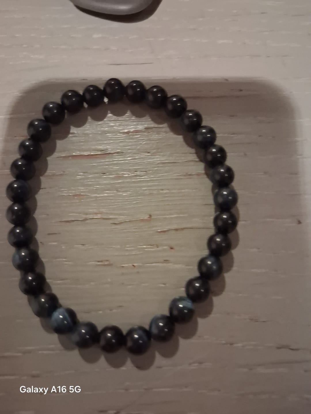 Customer photo review of Bracelet "Ange Gardien" en Oeil de Faucon