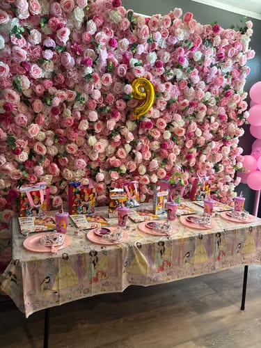 Customer photo review of Pink Rose Flower Wall Backdrop for Birthday&Baby Shower Party Decorations