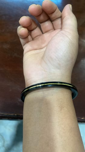 Customer photo review of “Black - A Divya Shringar Bangles 916 22k Gold” (2 pis)